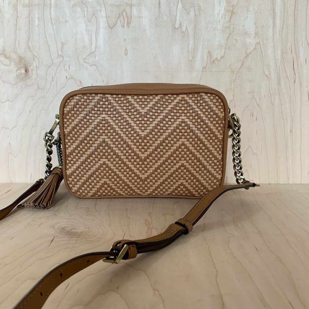 MICHAEL KORS Acorn Crossbody Camera Leather Bag